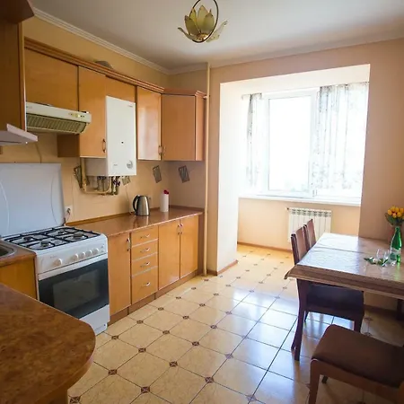 Like Home On Zaliznychna 9 Ivano-Frankivsk Exterior photo