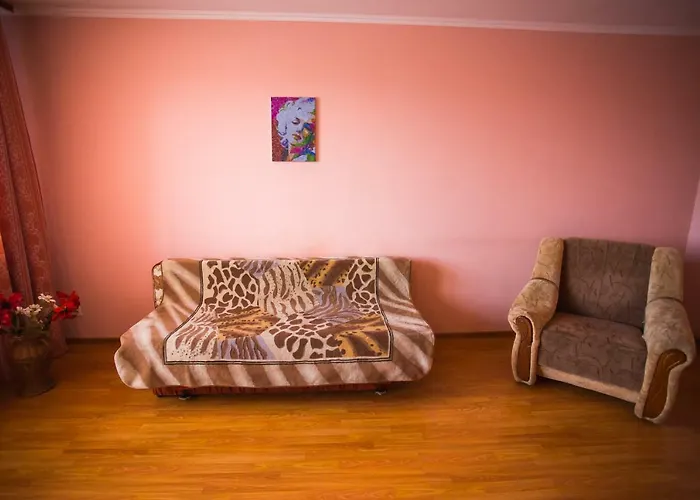 Like Home On Zaliznychna 9